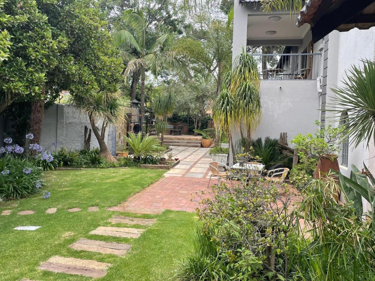 Africa Footprints Lodge Kempton Park Ngoại thất bức ảnh