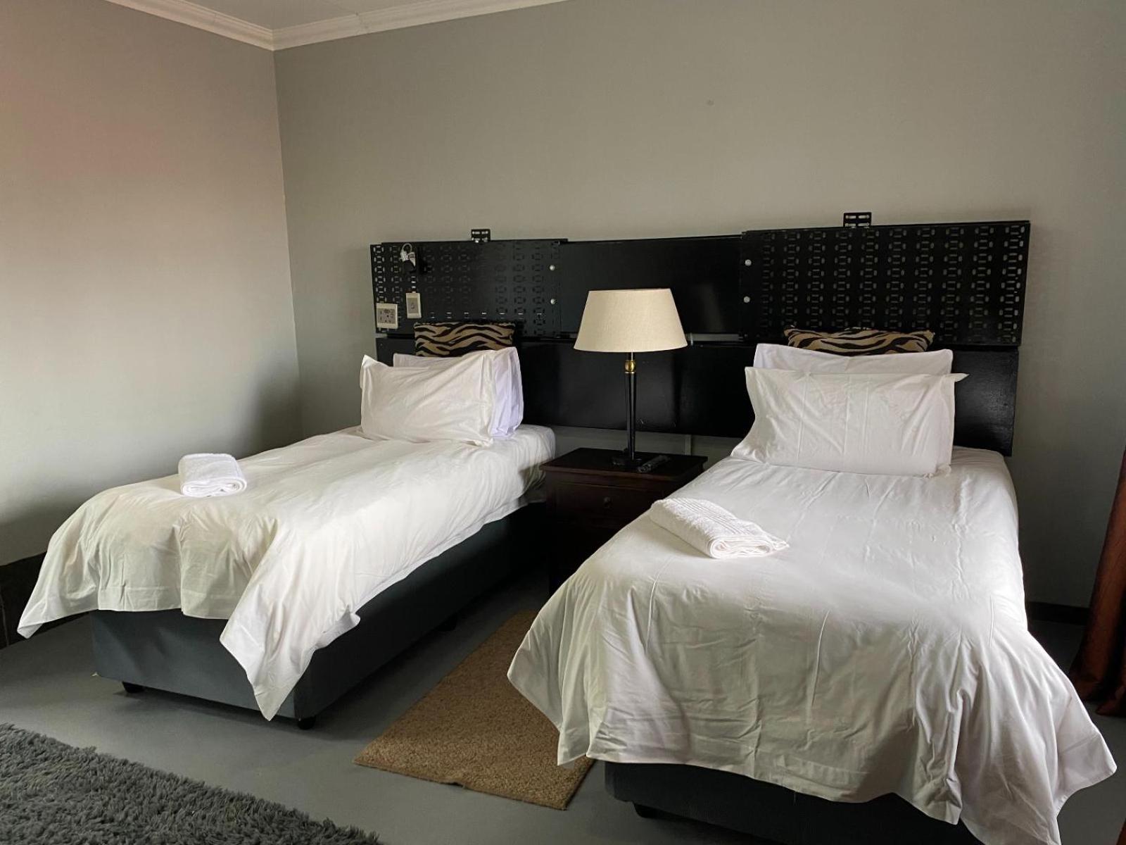Africa Footprints Lodge Kempton Park Phòng bức ảnh