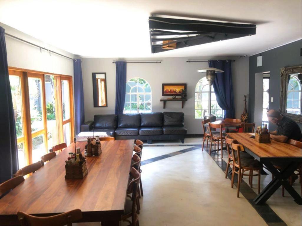 Africa Footprints Lodge Kempton Park Ngoại thất bức ảnh