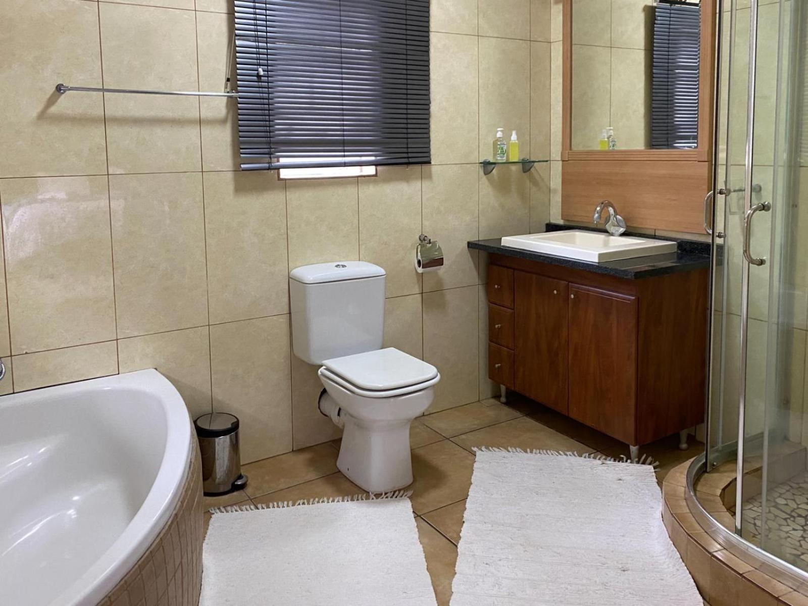 Africa Footprints Lodge Kempton Park Phòng bức ảnh